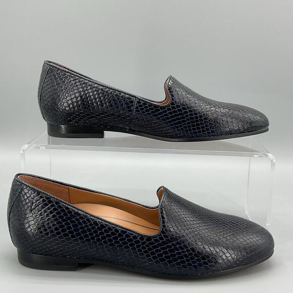NEW Vionic Women’s Willa Boa Flat Snakeskin Embossed Loafers Navy Size 5 - Picture 1 of 10